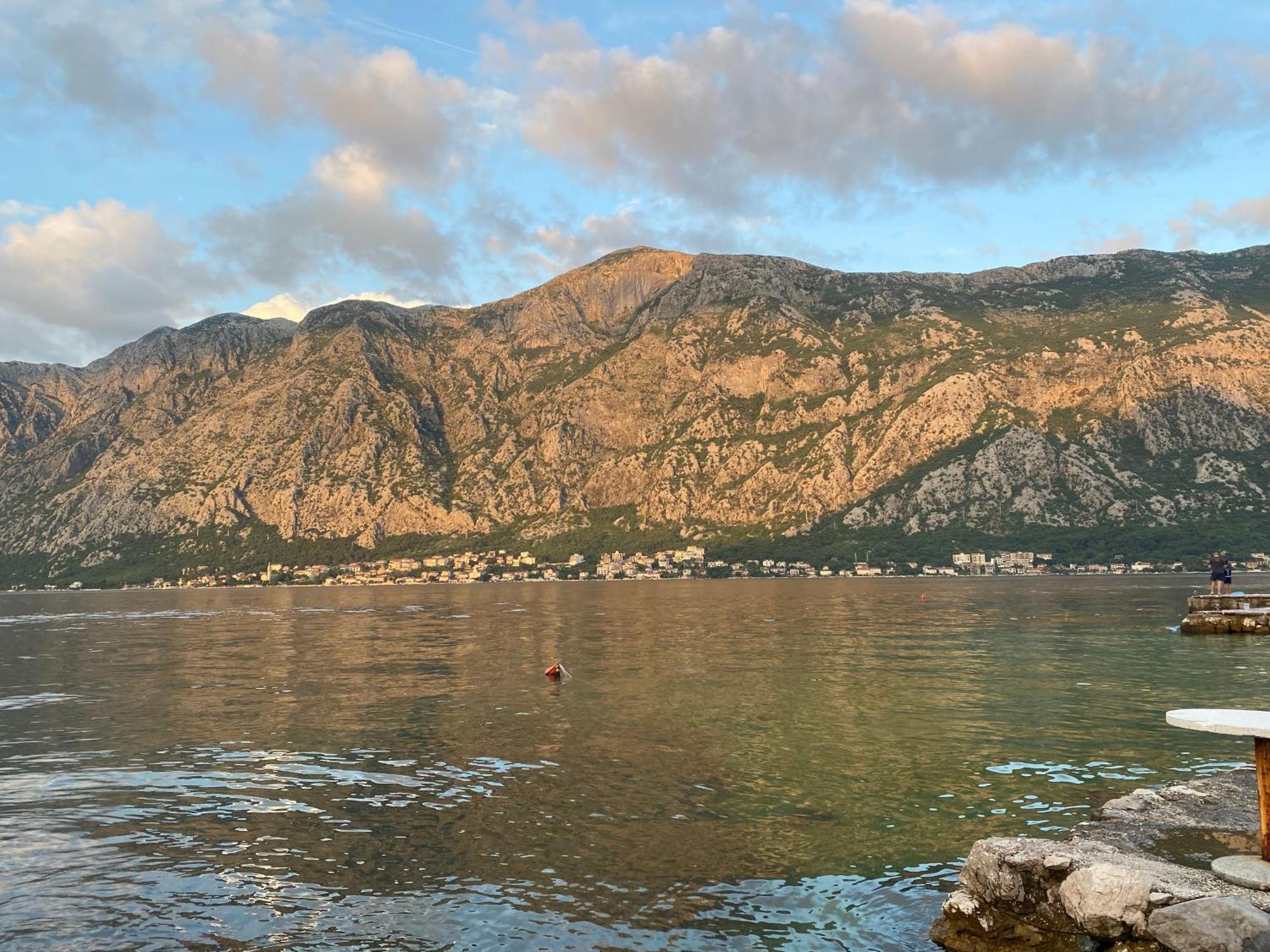 Lux Boka Sea View Apartment Kotor Ngoại thất bức ảnh