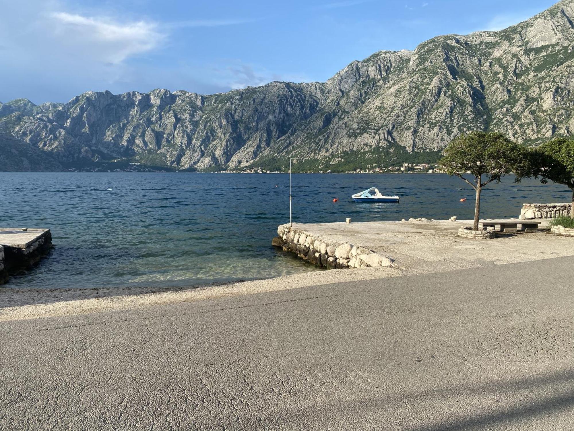 Lux Boka Sea View Apartment Kotor Ngoại thất bức ảnh